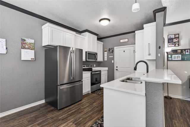 106 Paseo Patricia, Gun Barrel City, TX 75156
