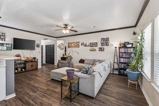 106 Paseo Patricia, Gun Barrel City, TX 75156