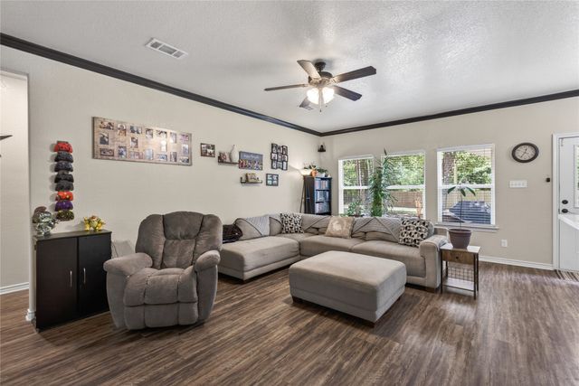 106 Paseo Patricia, Gun Barrel City, TX 75156