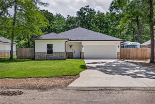 106 Paseo Patricia, Gun Barrel City, TX 75156