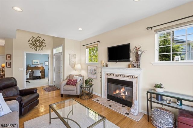 49 Junegrass Way, Allamuchy Twp., NJ 07840