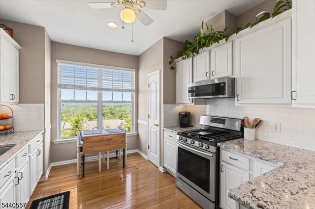 49 Junegrass Way, Allamuchy Twp., NJ 07840