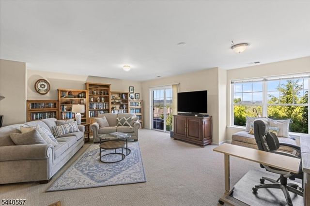 49 Junegrass Way, Allamuchy Twp., NJ 07840