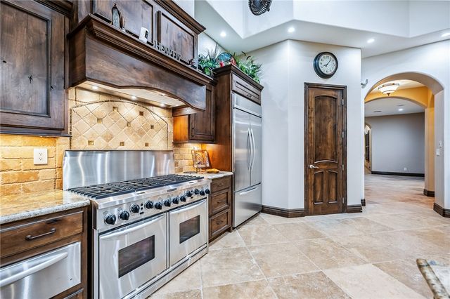 1439 Pioneer Trail, Bullhead City, AZ 86429