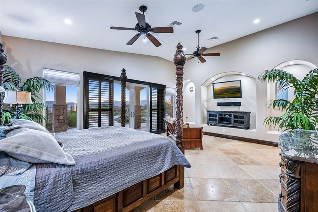 1439 Pioneer Trail, Bullhead City, AZ 86429