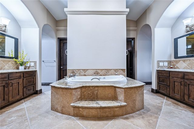 1439 Pioneer Trail, Bullhead City, AZ 86429