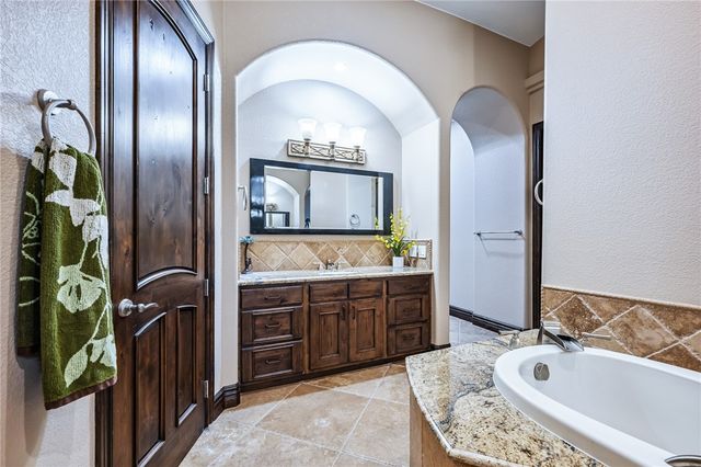 1439 Pioneer Trail, Bullhead City, AZ 86429