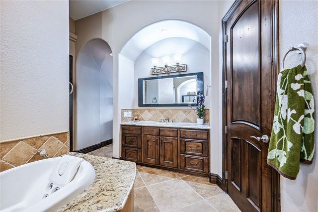 1439 Pioneer Trail, Bullhead City, AZ 86429