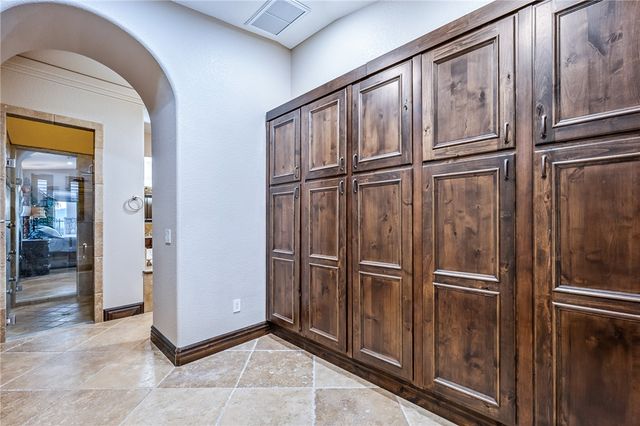 1439 Pioneer Trail, Bullhead City, AZ 86429