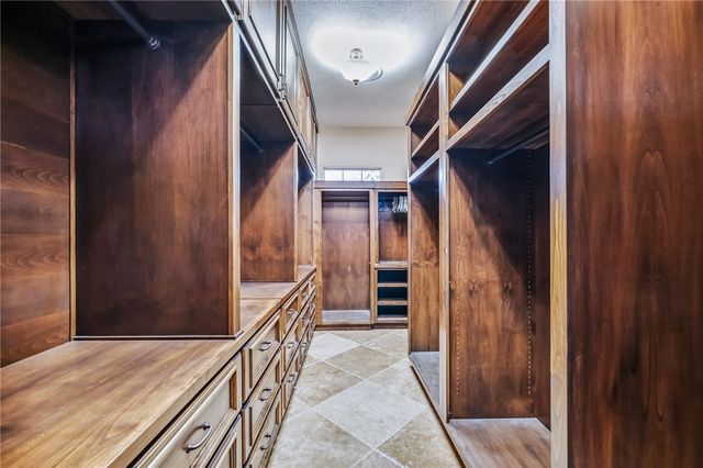 1439 Pioneer Trail, Bullhead City, AZ 86429