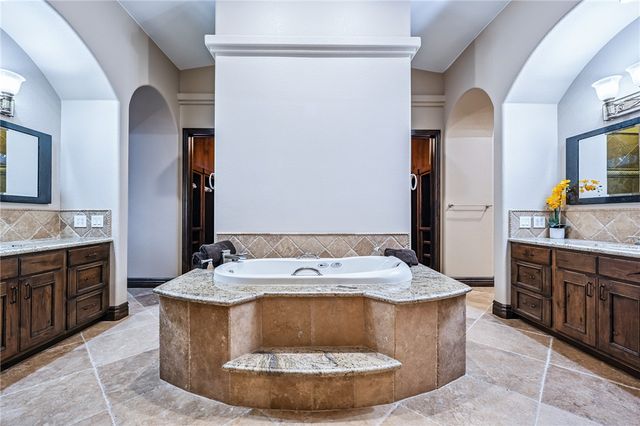 1439 Pioneer Trail, Bullhead City, AZ 86429