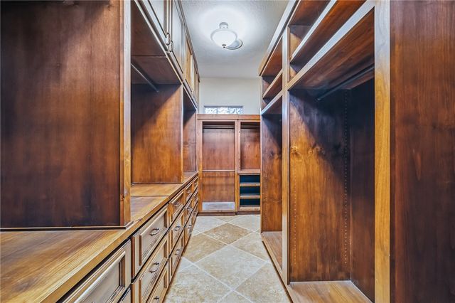 1439 Pioneer Trail, Bullhead City, AZ 86429