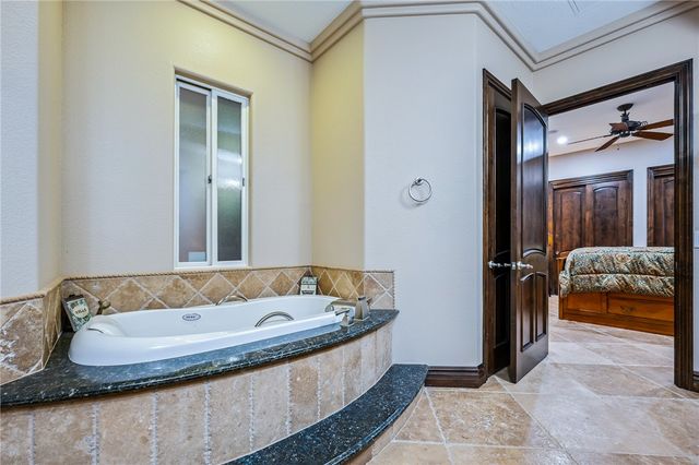 1439 Pioneer Trail, Bullhead City, AZ 86429