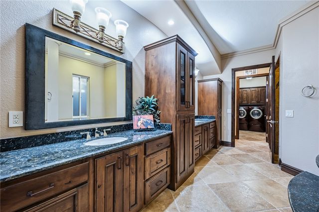 1439 Pioneer Trail, Bullhead City, AZ 86429