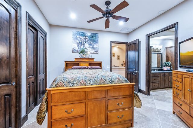 1439 Pioneer Trail, Bullhead City, AZ 86429