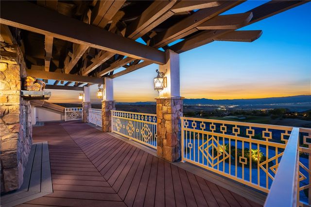 1439 Pioneer Trail, Bullhead City, AZ 86429