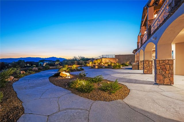 1439 Pioneer Trail, Bullhead City, AZ 86429