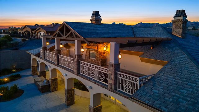 1439 Pioneer Trail, Bullhead City, AZ 86429