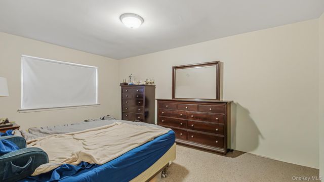 14101 Jewel Avenue, Flushing, NY 11367