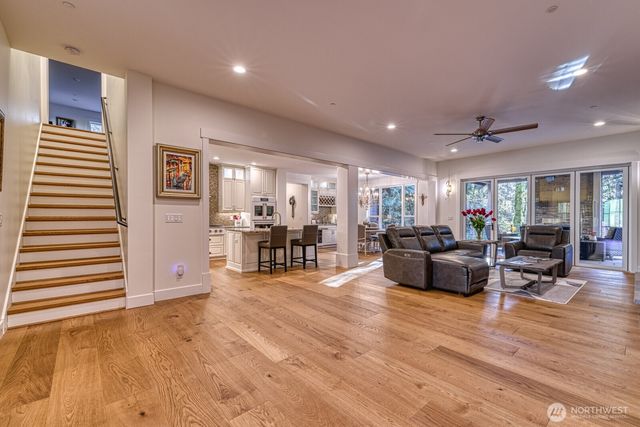 6 Crescent Valley Drive NW, Gig Harbor, WA 98332