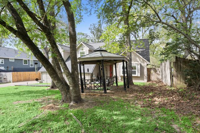 3414 Rustling Pines Street, Spring, TX 77380