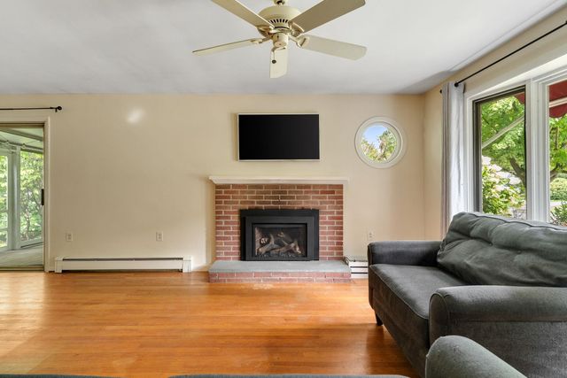 106 Killarney Road, Burlington, VT 05408