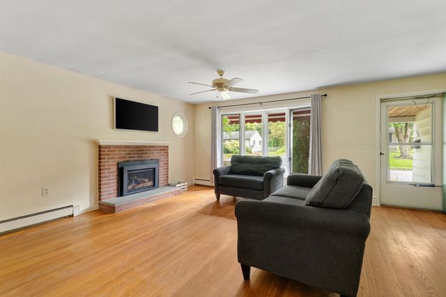 106 Killarney Road, Burlington, VT 05408