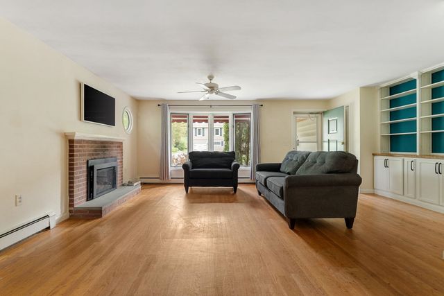 106 Killarney Road, Burlington, VT 05408