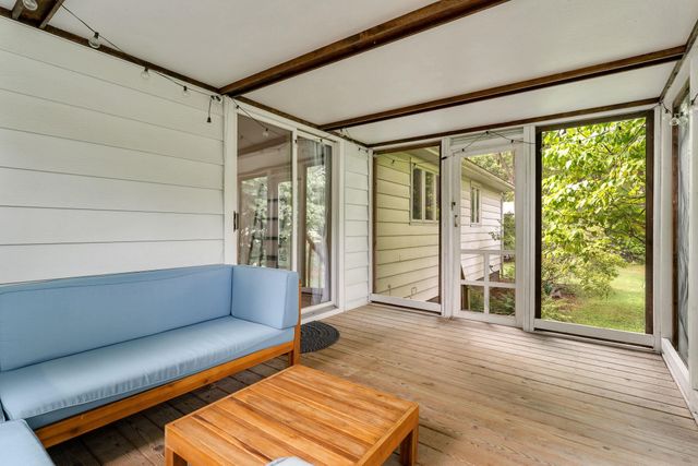 106 Killarney Road, Burlington, VT 05408