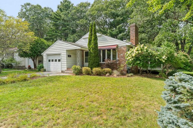 106 Killarney Road, Burlington, VT 05408