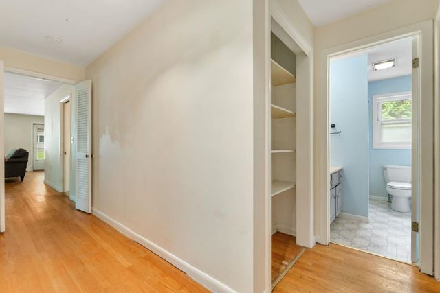 106 Killarney Road, Burlington, VT 05408