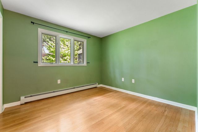 106 Killarney Road, Burlington, VT 05408