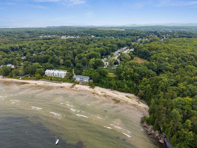 106 Killarney Road, Burlington, VT 05408