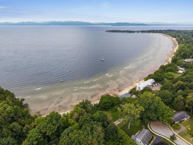 106 Killarney Road, Burlington, VT 05408