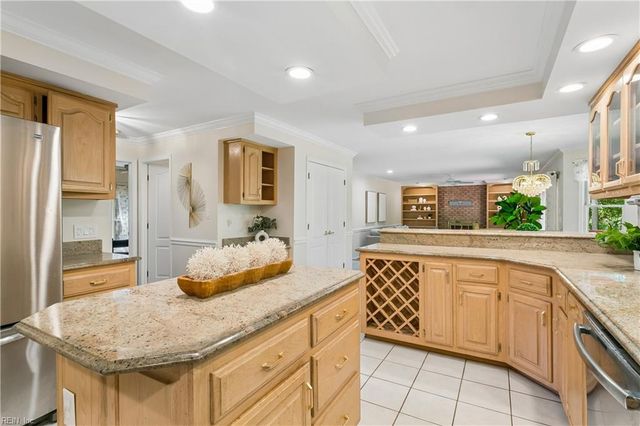 108 Flag Creek RD, Yorktown, VA 23693