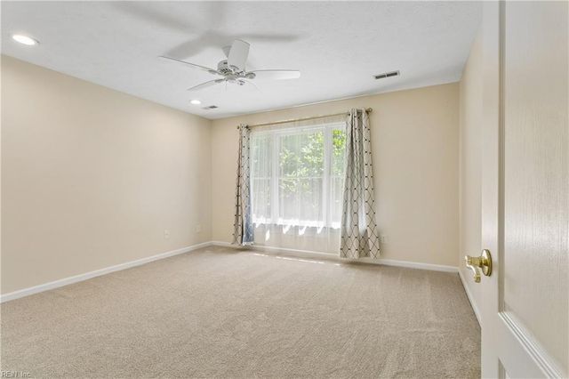 108 Flag Creek RD, Yorktown, VA 23693