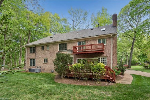 108 Flag Creek RD, Yorktown, VA 23693