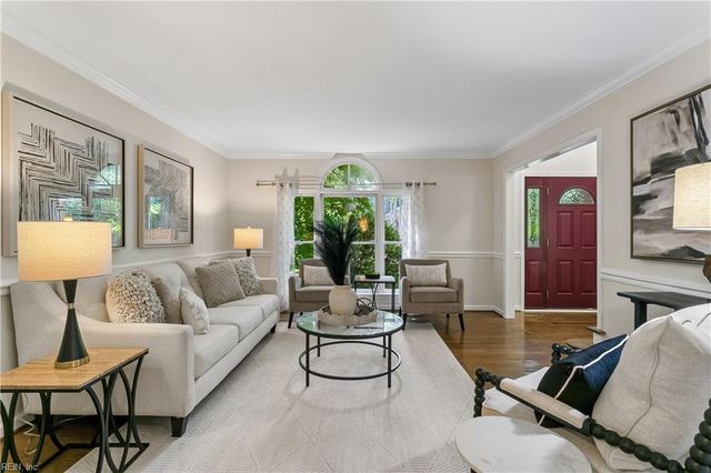 108 Flag Creek RD, Yorktown, VA 23693