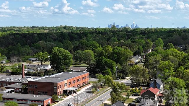 1319 Cathey Road, Charlotte, NC 28214