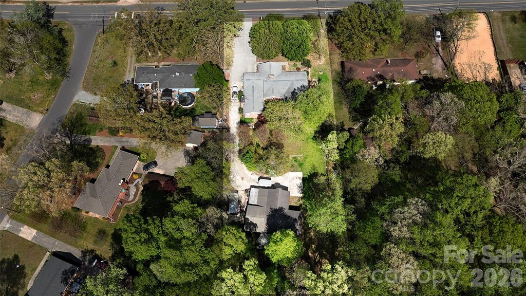 1319 Cathey Road, Charlotte, NC 28214