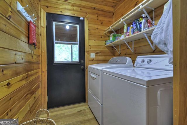 256 Bailey Farm Lane, Mineral Bluff, GA 30559