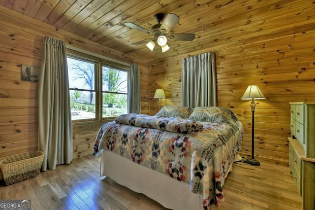 256 Bailey Farm Lane, Mineral Bluff, GA 30559