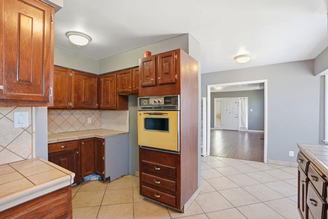 1401 Grandhaven Street, Salinas, CA 93905