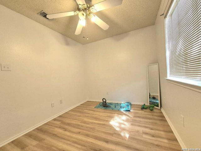 10254 Dover Rdg Apt 106, San Antonio, TX 78250