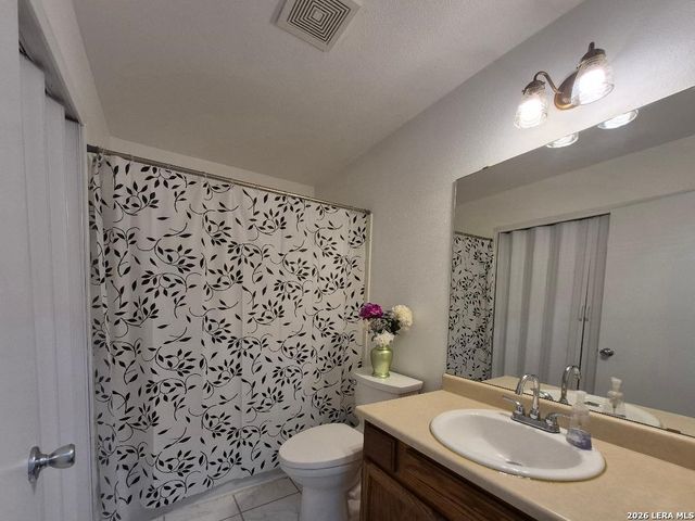 10254 Dover Rdg Apt 106, San Antonio, TX 78250