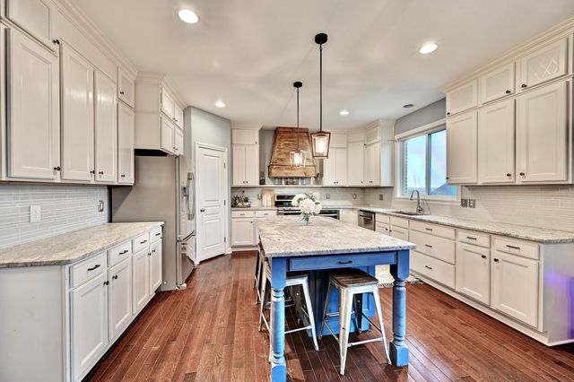 21 Trevilla Court, Fort Thomas, KY 41075