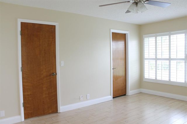 9045 40TH STREET N, Pinellas Park, FL 33782