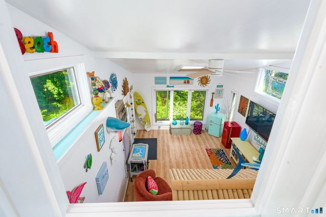 70 Browns Lane, Old Lyme, CT 06371