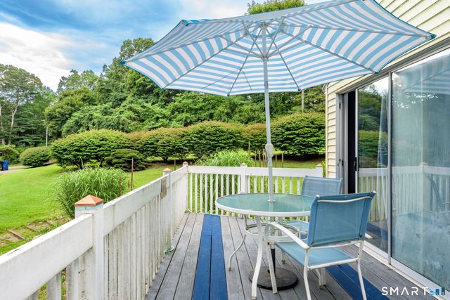 70 Browns Lane, Old Lyme, CT 06371