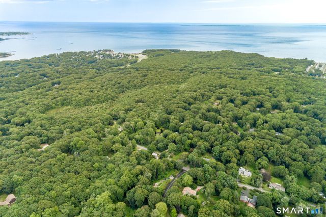70 Browns Lane, Old Lyme, CT 06371